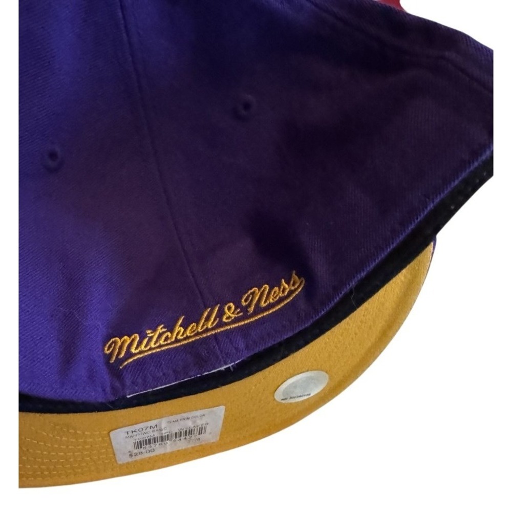 Mitchell & Ness VTG Hat Mens 7 7/8 Purple LA Lakers Hardwood Classics Fitted Cap - Picture 2 of 3